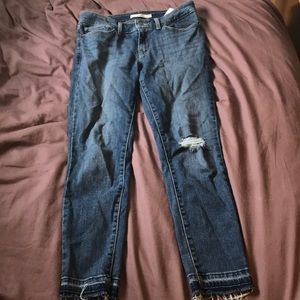 711 skinny Levi Jena